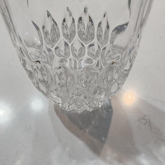 Lead Crystal Oval Pocket Vase - Picture 3 of 3